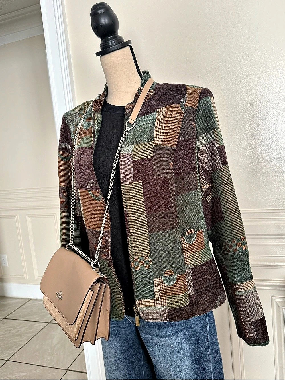 DressBarn
Geometric Jacket - Picture 2 of 4